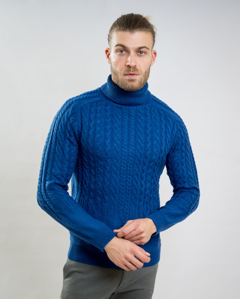 Knitted Roolneck  Pullover YES ZEE