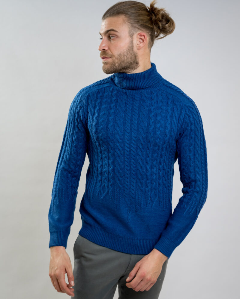 Knitted Roolneck  Pullover YES ZEE