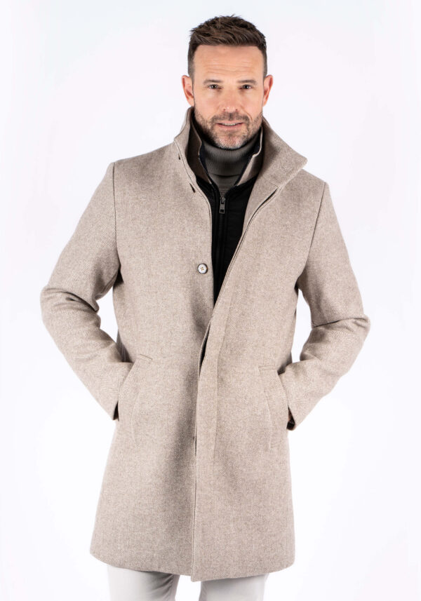 Ημίπαλτο Μπεζ Ψαροκόκκαλο, Pre End