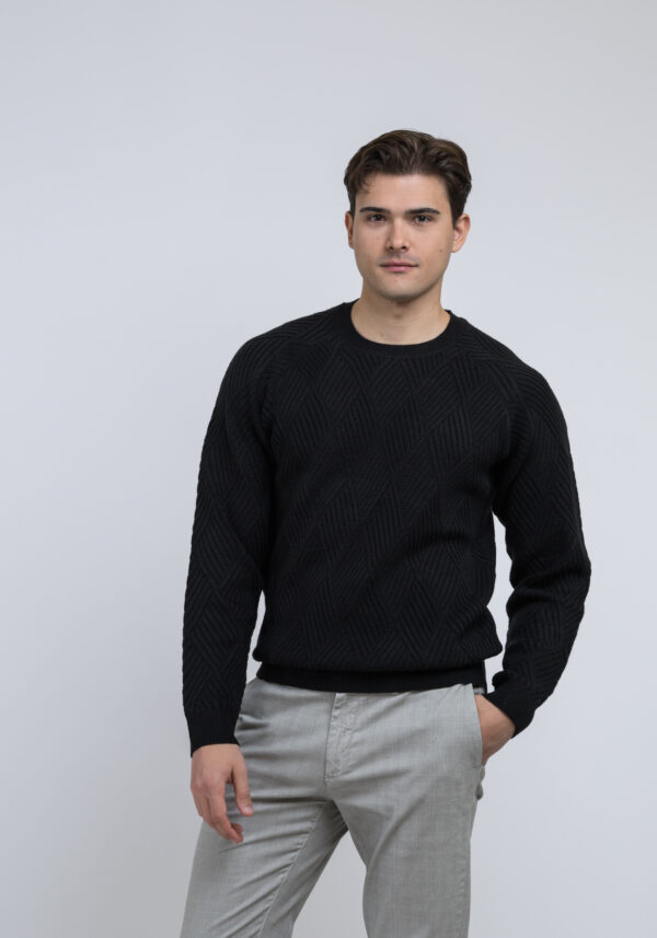 &Mu;&pi;&lambda;&omicron;ύ&zeta;&alpha; &Pi;&omicron;&upsilon;&lambda;ό&beta;&epsilon;&rho; &Mu;&alpha;ύ&rho;&eta;, YES ZEE