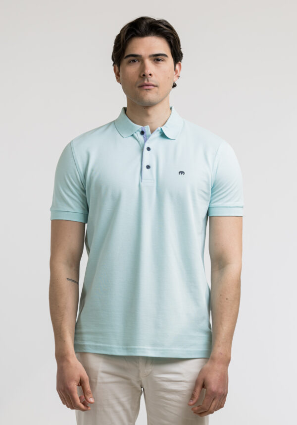 &Mu;&pi;&lambda;&omicron;ύ&zeta;&alpha; &Pi;ό&lambda;&omicron; &Beta;&epsilon;&rho;&alpha;&mu;ά&nu; &Kappa;/&Mu;, MAKIS TSELIOS